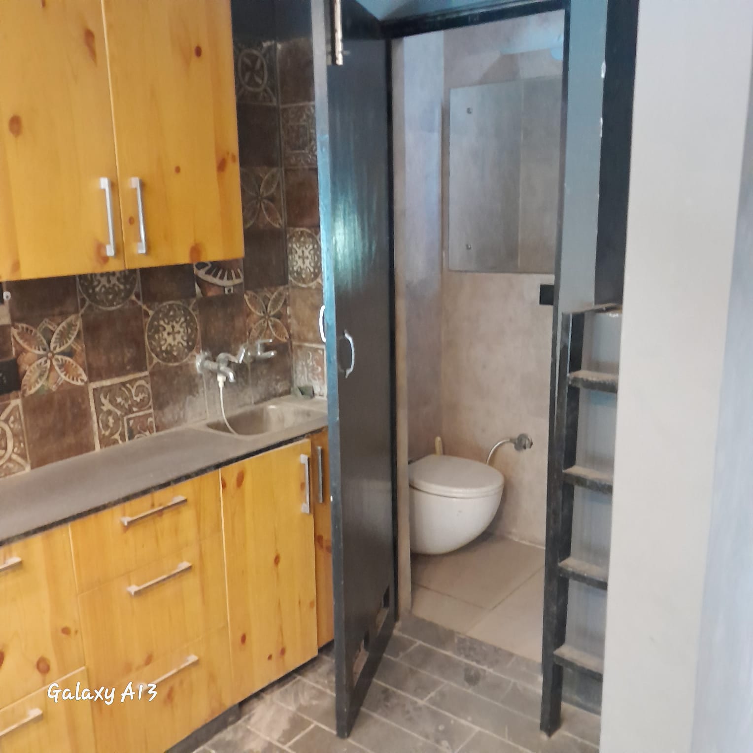 Retail Shop For Sale in Sector 19