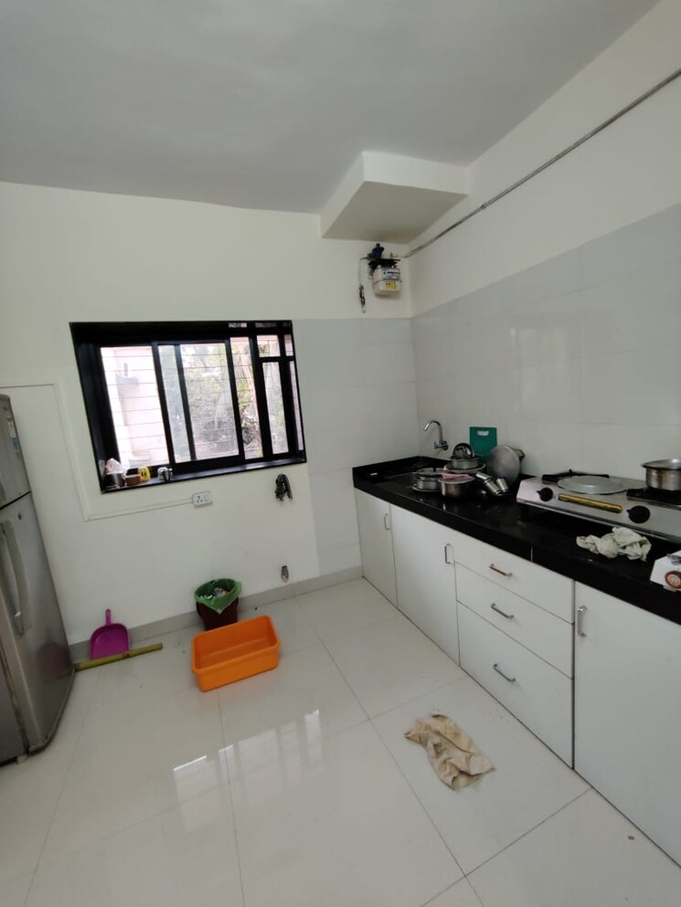 Kitchen, bandra west 2 Bedroom 750 Sq.Ft. Apartment In Bandra West Mumbai 8379944