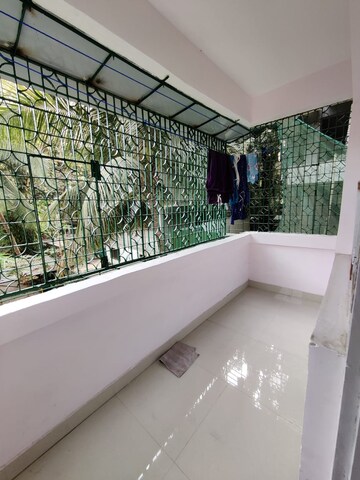 2 BHK Apartment For Sale in Bandra West