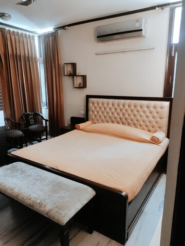 2 BHK Apartment For Rent in Chittaranjan Park