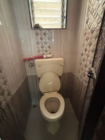 Bathroom in 1.5 BHK Apartment at Kopar Khairane – for Rent
