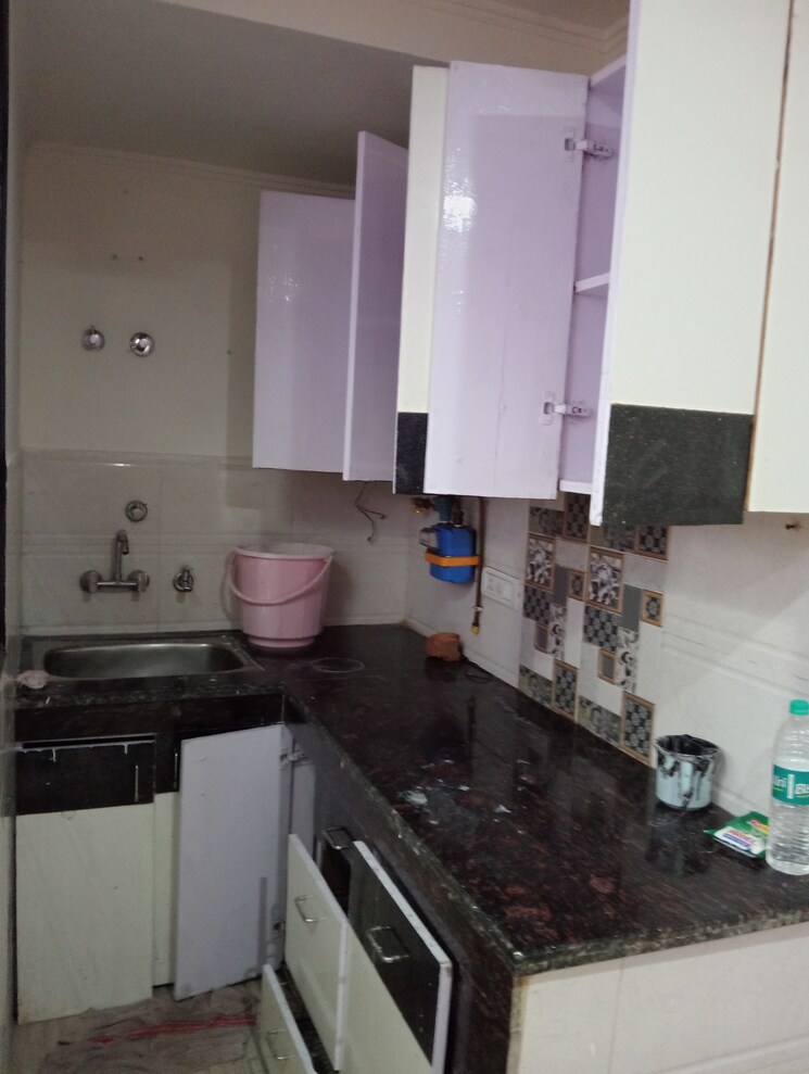 Kitchen, govindpuri 1 Bedroom 370 Sq.Ft. Builder Floor In Govindpuri Delhi 8380091