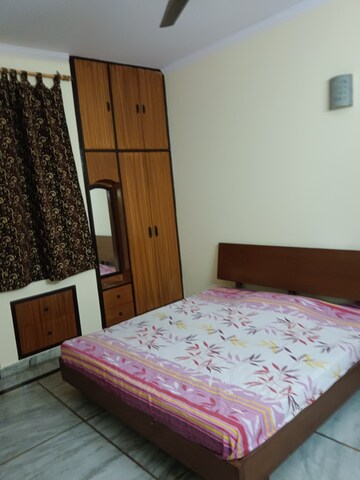 Bedroom in 2.5 BHK Independent House at Sector 82 – for Rent