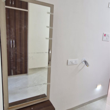 Room in 2 BHK Builder Floor at Kondapur – for Rent