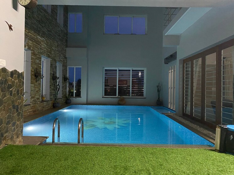 Swimming Pool, injambakkam 6+ Bedroom 6500 Sq.Ft. Independent House In Injambakkam Chennai 8380107
