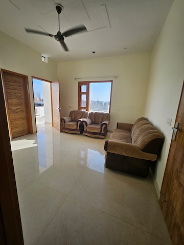 Furnished Amenities in 1 RK Builder Floor at Aerocity – for Rent