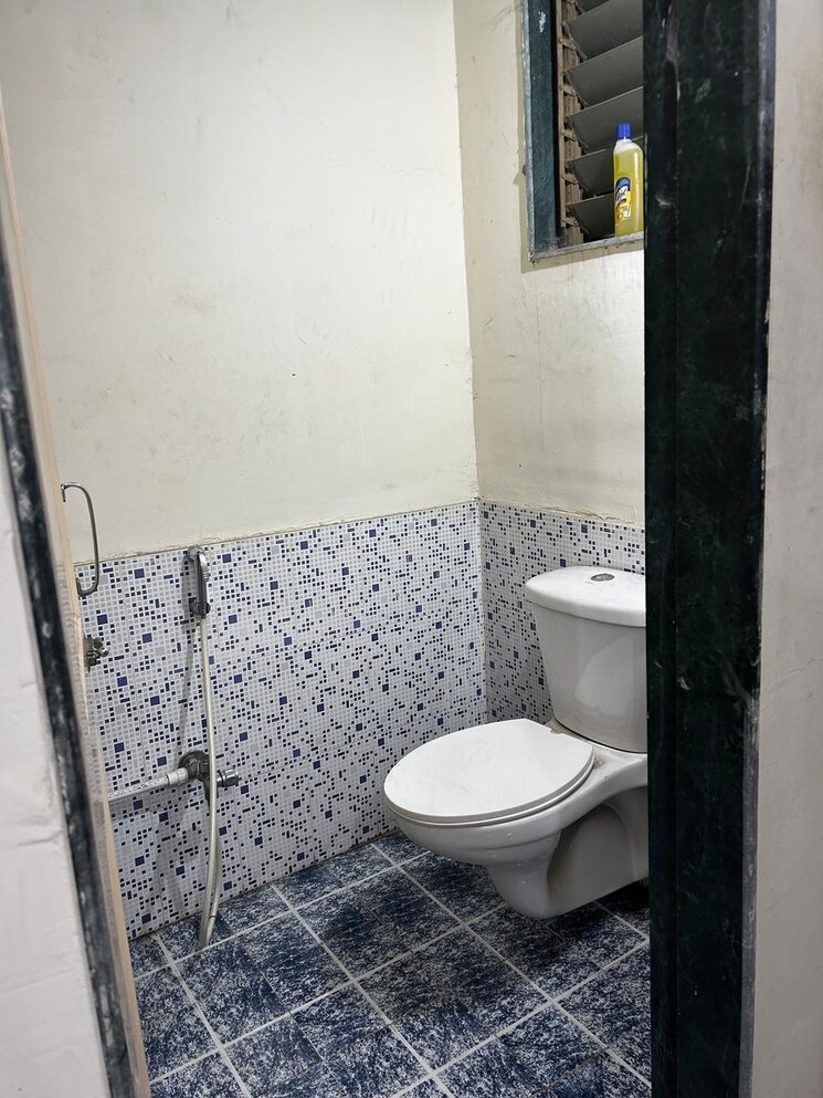 Bathroom, shree-tirupati-siddeshwar-gardens-villa 2 Bedroom 956 Sq.Ft. Apartment In Dhokali Thane 8380151