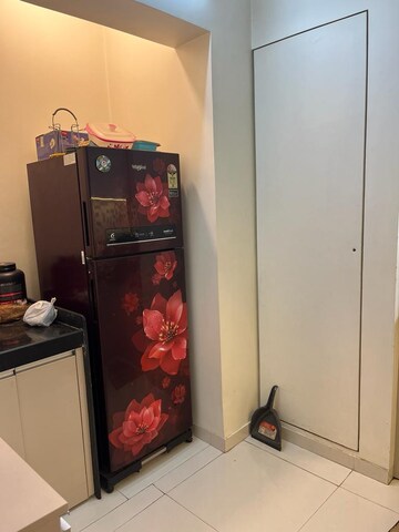 Furnished Amenities in 2 BHK Apartment at Lodha Amara, Kolshet Road – for Rent