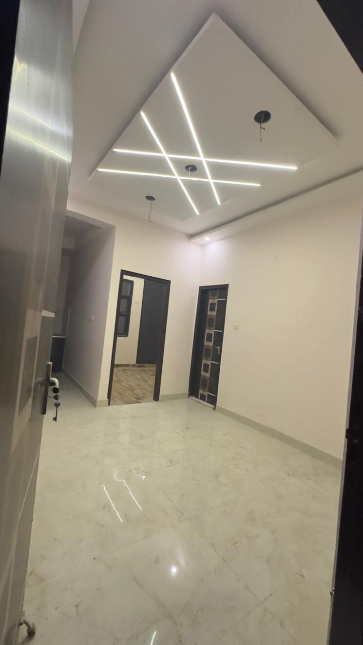 Room, kashmiri gate 1 Bedroom 450 Sq.Ft. Builder Floor In Kashmiri Gate Delhi 8380169