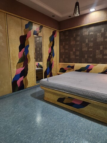 Bedroom in 3 BHK Apartment at Neelkanth Zen, Pokhran Road No Two – for Rent