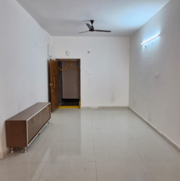 Room in 3 BHK Builder Floor at Kondapur – for Rent