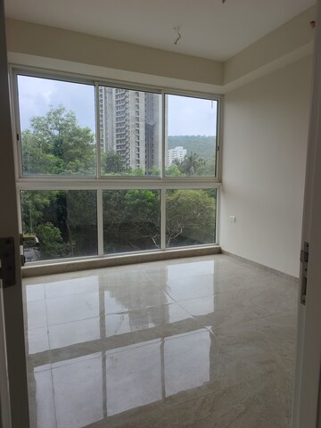 Room in 3 BHK Apartment at Tata Serein, Pokhran Road No Two – for Rent