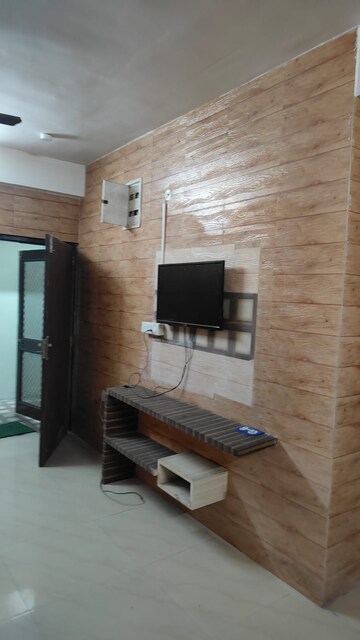 Room in 2 BHK Apartment at Vaishali Nagar – for Rent