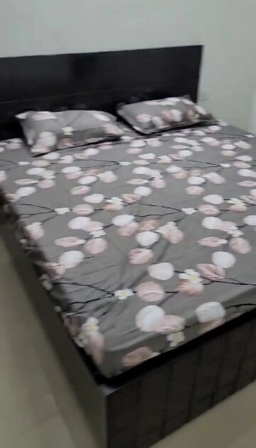 Parking in 2 BHK Apartment at Suncity Avenue 76, Sector 76 – for Sale