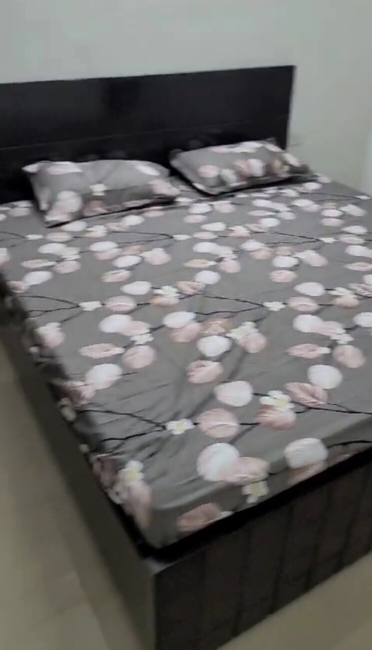  Parking, suncity-avenue-76 2 Bedroom 735 Sq.Ft. Apartment In Sector 76 Gurgaon 8380249