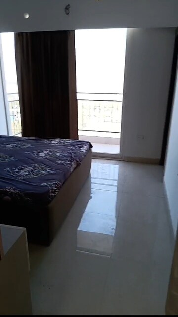Bedroom in 2 BHK Apartment at Signature Global Proxima, Sector 89 – for Rent