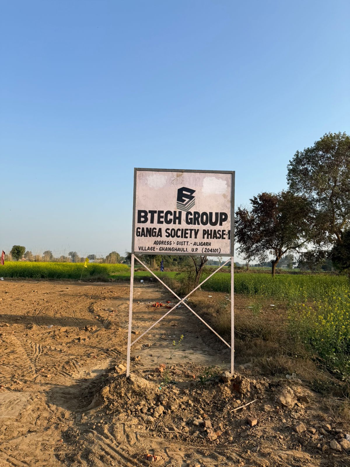 Plot For Sale in B.Tech Group 