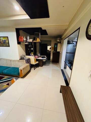 Master Bedroom in 3 BHK Apartment at Prahlad Nagar – for Rent