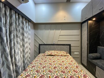Bedroom in 2 BHK Apartment at Lodha Amara, Kolshet Road – for Sale