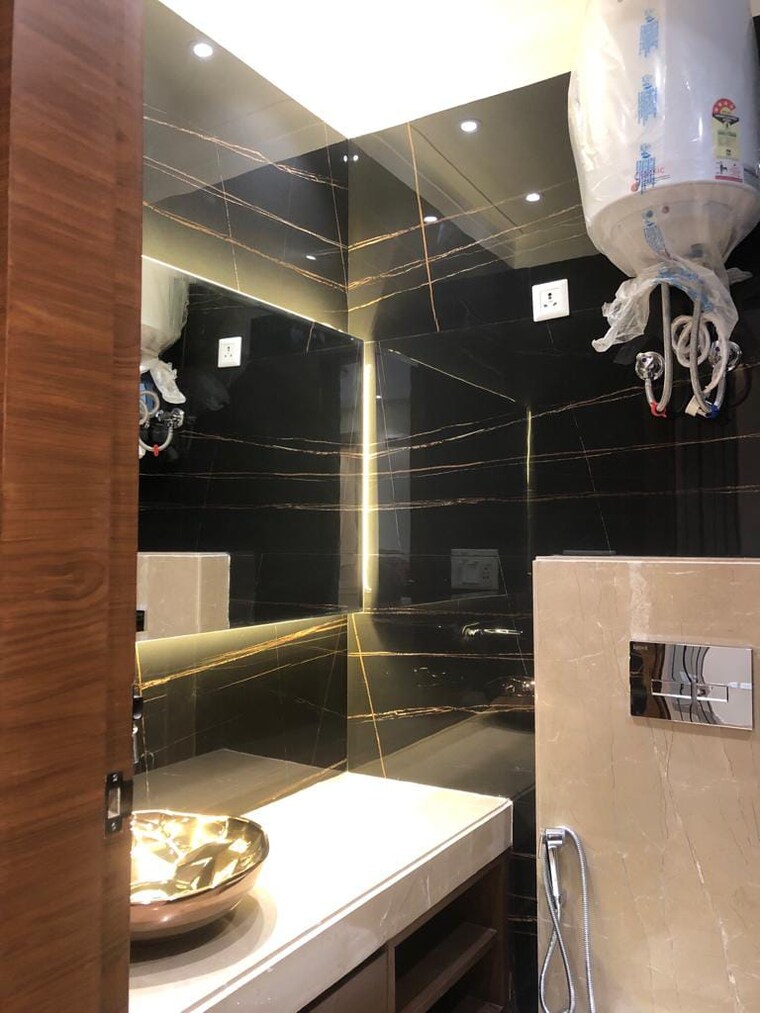 Kitchen, lajpat nagar 2 Bedroom 1000 Sq.Ft. Builder Floor In Lajpat Nagar Delhi 8380453