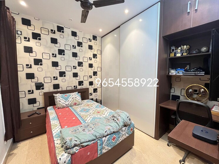 Bedroom, lajpat nagar 2 Bedroom 1000 Sq.Ft. Builder Floor In Lajpat Nagar Delhi 8380479