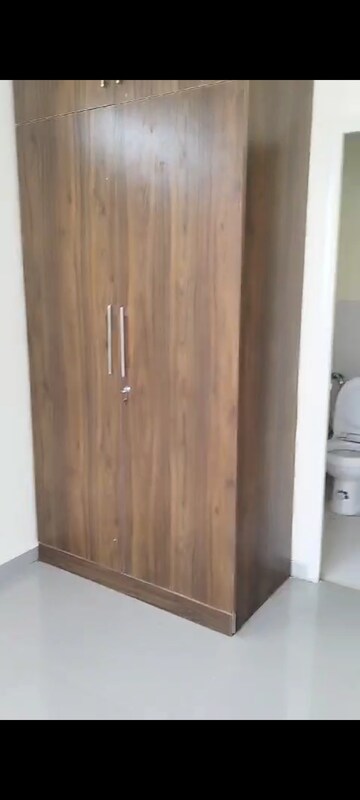 2 BHK Apartment For Rent in Pyramid Heights, Sector 85