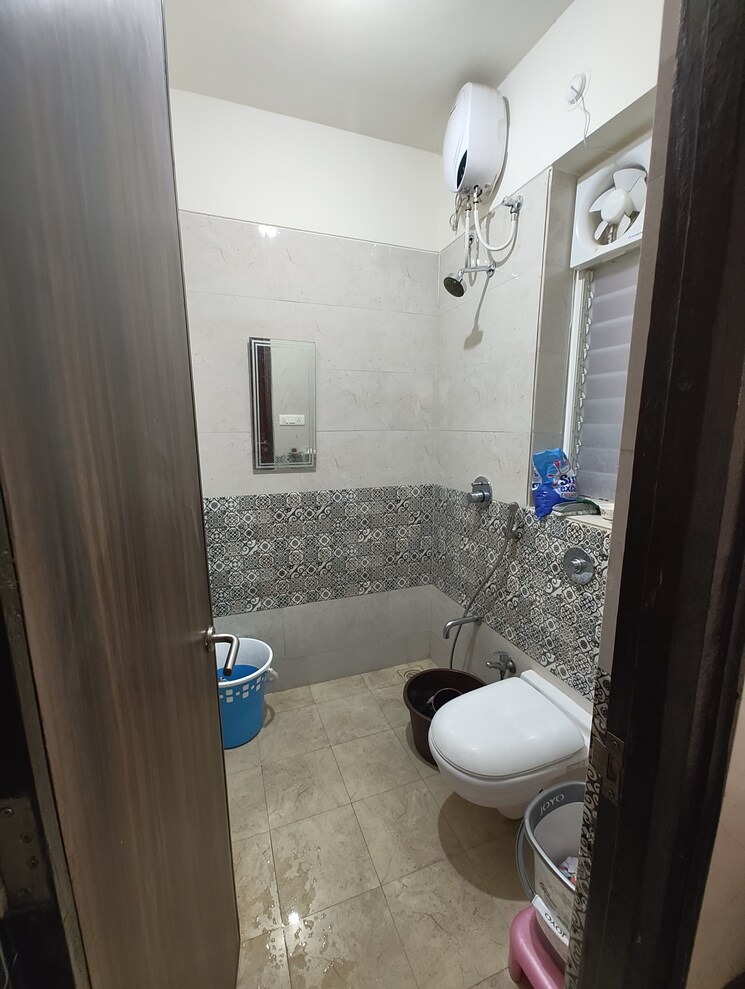 Bathroom, palaspe phata 2 Bedroom 750 Sq.Ft. Apartment In Palaspe Phata Navi Mumbai 8380659