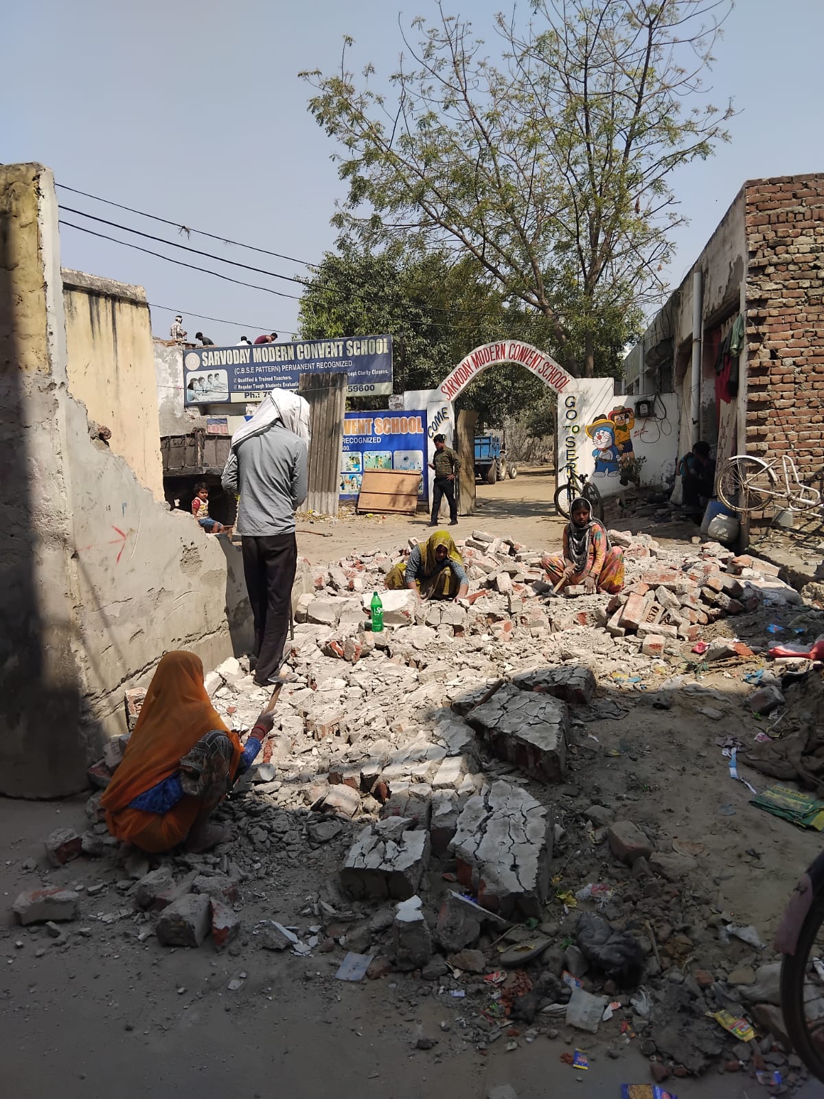 Plot For Sale in Sanjay Colony Sec 23 B p 