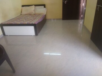 Room in 1 BHK Villa at Satellite – for Rent