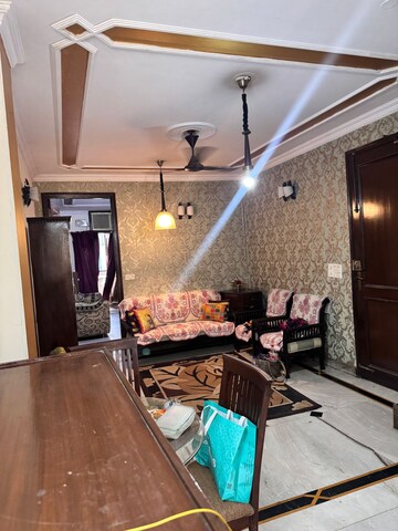 Furnished Amenities in 2 BHK Builder Floor at Kalkaji – for Rent