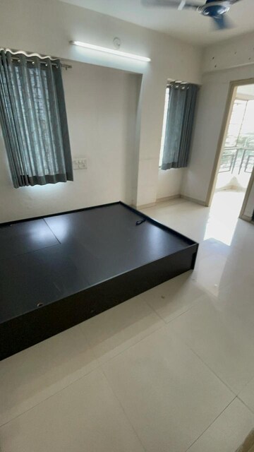 Room in 3 BHK Apartment at Jahangirpura – for Sale