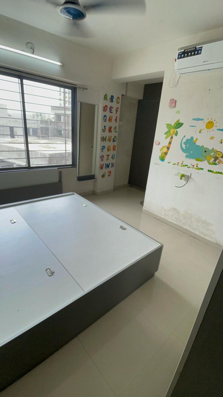 Room, jahangirpura 3 Bedroom 1465 Sq.Ft. Apartment In Jahangirpura Surat 8380770