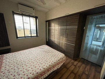 Master Bedroom in 2 BHK Apartment at Worli – for Rent