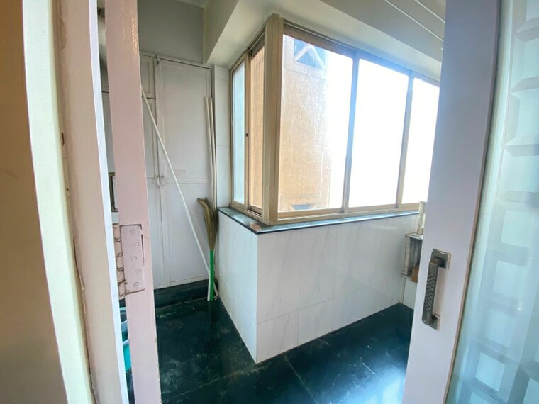 Balcony, hiranandani-verona-co-op-housing-society-ltd 3 Bedroom 1285 Sq.Ft. Apartment In Powai Mumbai 8380810