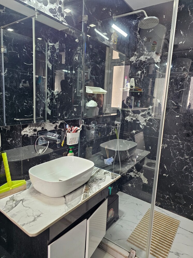 Master Bedroom, eros-rosewood-city 6 Bedroom 190 Sq.Yd. Independent House In Sector 49 Gurgaon 8380897