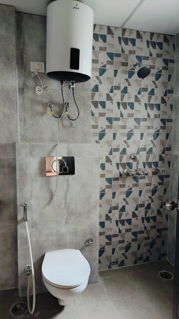 Bathroom in 3.5 BHK Apartment at Ansals Celebrity Greens, Sushant Golf City – for Rent