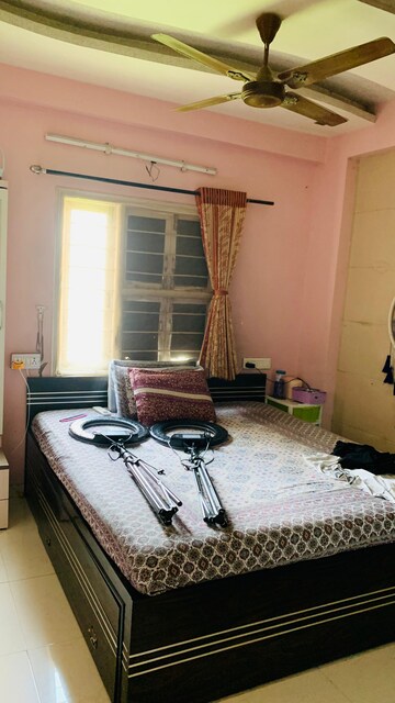 Bedroom in 2 BHK Apartment at Naranpura – for Rent