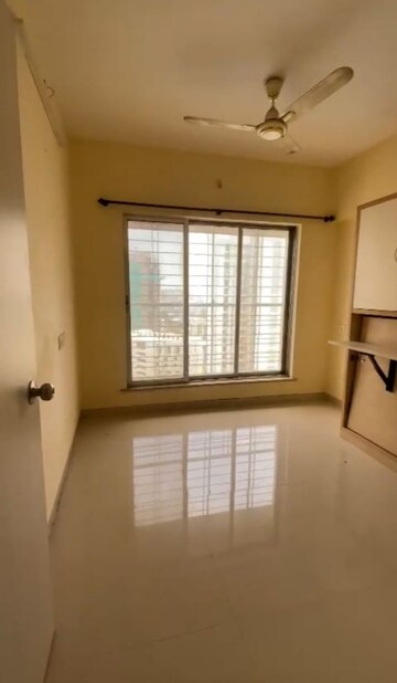 Room in 2 BHK Apartment at Unique Signature Mumbai, Mira Road – for Sale