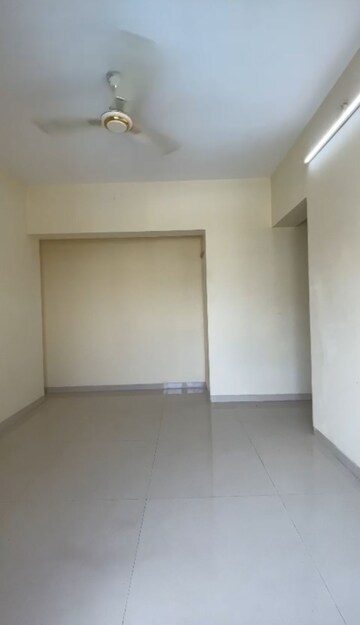 Room in 2 BHK Apartment at Unique Shanti Signature, Mira Road – for Rent
