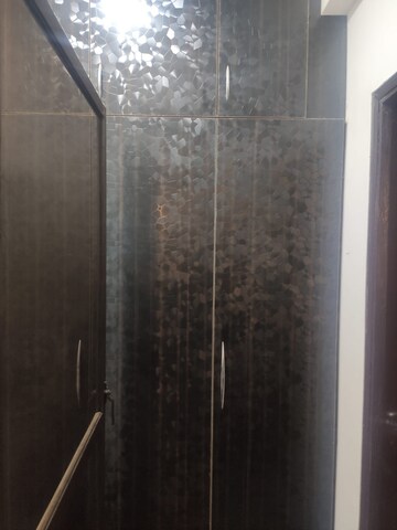 Furnished Amenities in 3 BHK Apartment at Exotica Dreamville, Sector 16c Greater Noida – for Rent