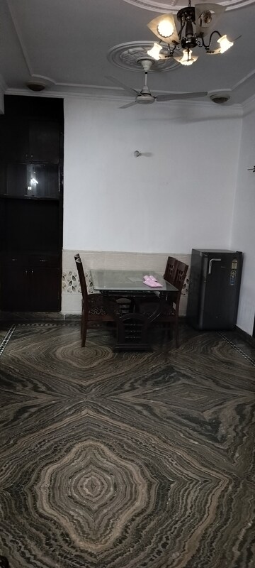 Parking in 2 BHK Independent House at Sector 48 – for Rent