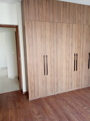Room in 2 BHK Apartment at Shapoorji Pallonji Joyville Gurgaon, Sector 102 – for Rent
