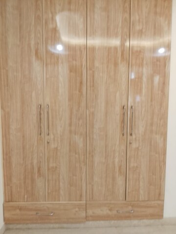 Furnished Amenities in 3 BHK Independent House at Safdarjang Enclave – for Sale