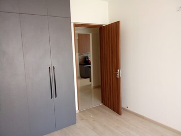 Room in 2 BHK Apartment at Shapoorji Pallonji Joyville Gurgaon, Sector 102 – for Rent