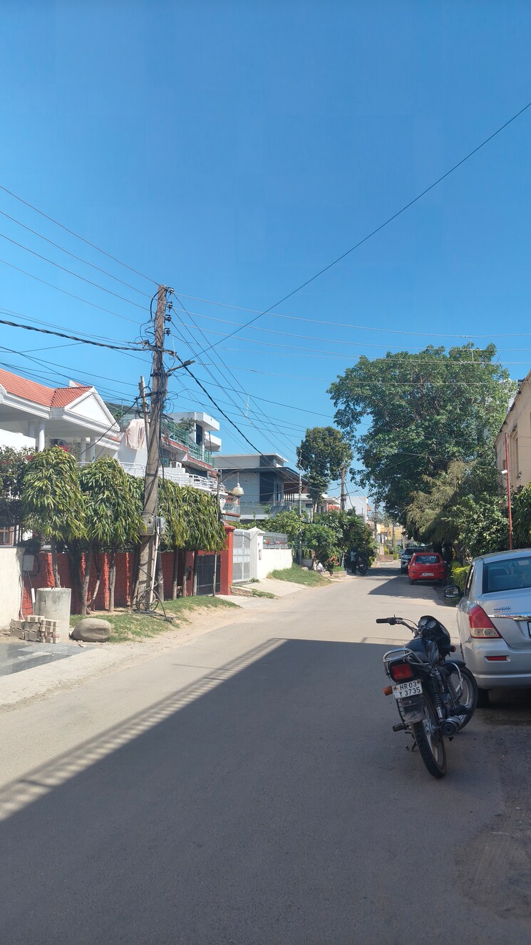 Exterior View, sector 2 4 Bedroom 300 Sq.Yd. Builder Floor In Sector 2 Panchkula 8381250