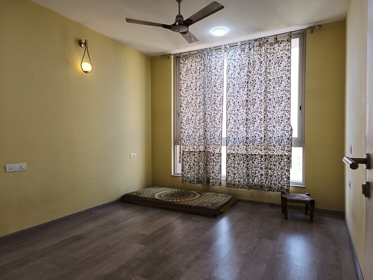 Room, hiranandani-cardinal 3 Bedroom 1895 Sq.Ft. Apartment In Ghodbunder Road Thane 8381264