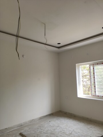 Room in 3 BHK Apartment at Kokapet – for Sale