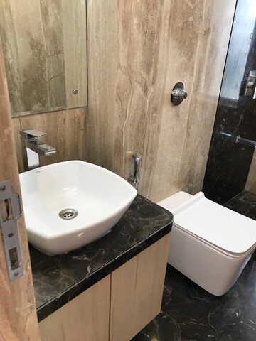 Team Area in 2 BHK Apartment at Divine Aspen Garden, Goregaon East – for Rent