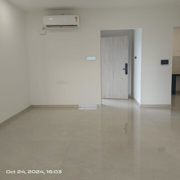 Room in 1 BHK Apartment at Vijay Orovia, Ghodbunder Road – for Rent