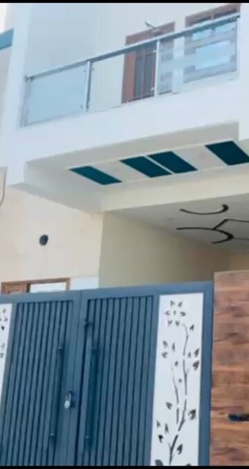 Team Area in 3 BHK Independent House at Dehrakhas – for Sale